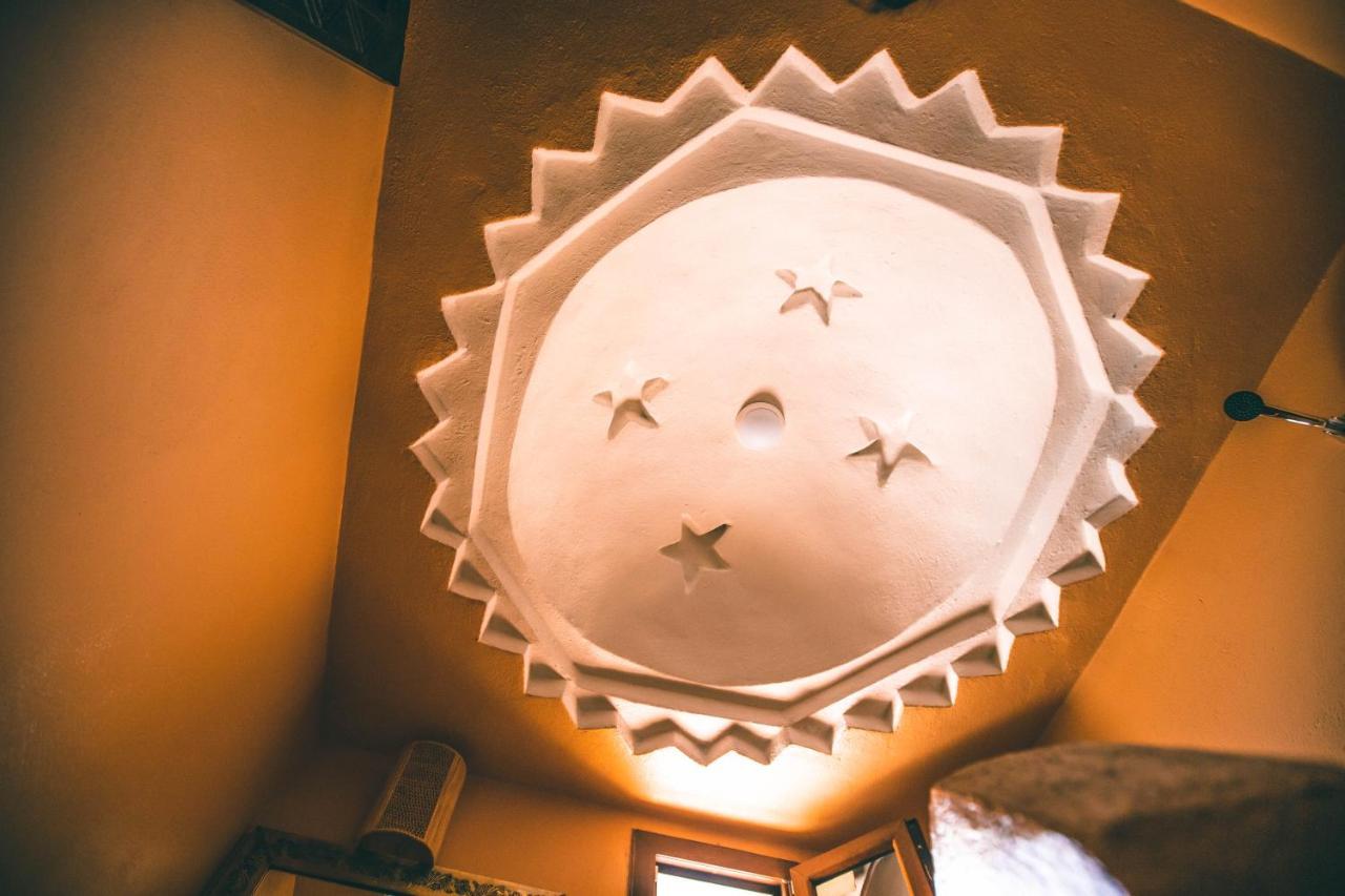 Traditional Riad Merzouga Dunes Exterior photo