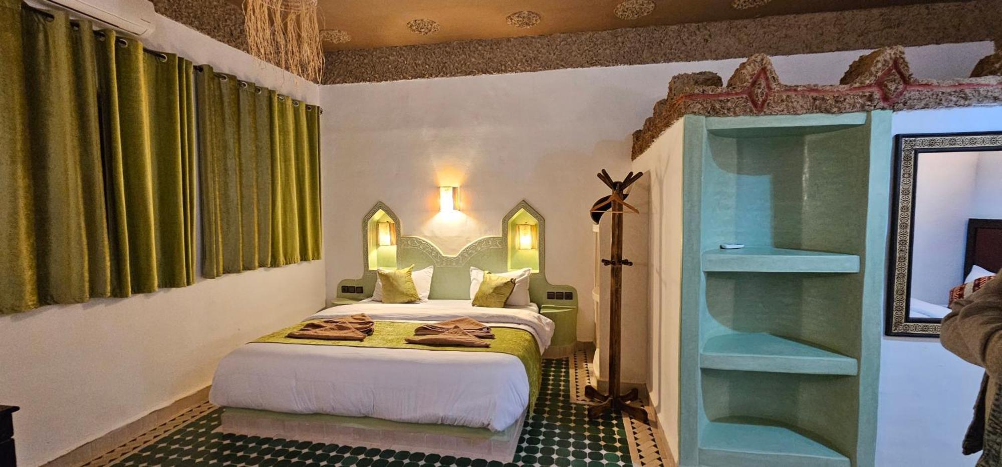 Traditional Riad Merzouga Dunes Exterior photo