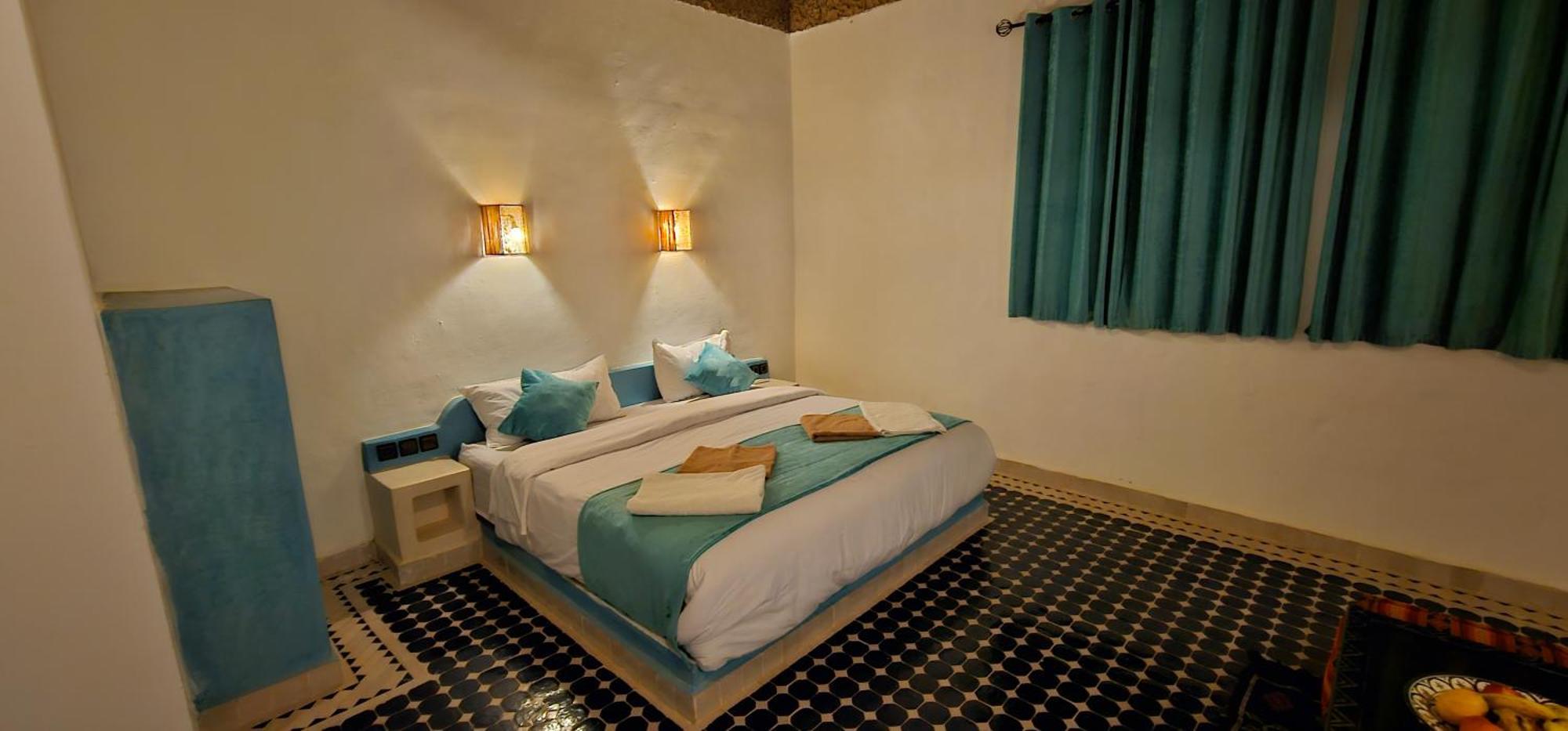 Traditional Riad Merzouga Dunes Exterior photo